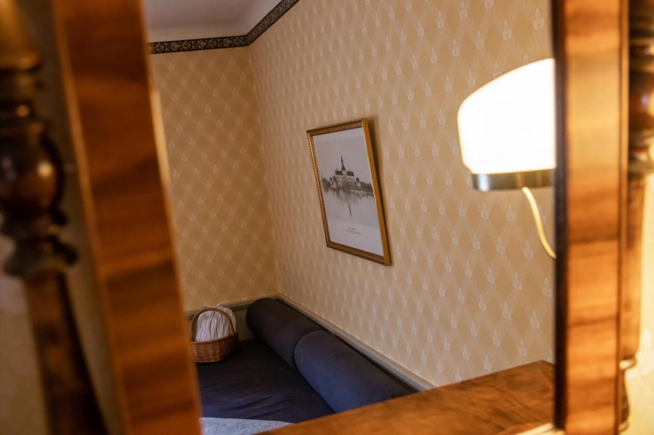 Hotell Dahlstroemska Garden วาดสเตียนา ภายนอก รูปภาพ
